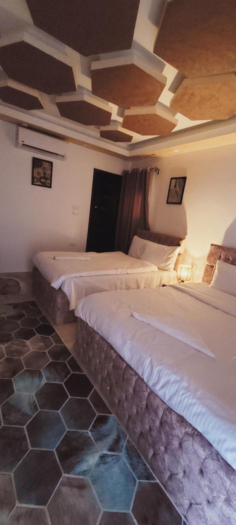 Alaa Eldein Pyramids Lights Hotel Kafrat al Jabal Room photo
